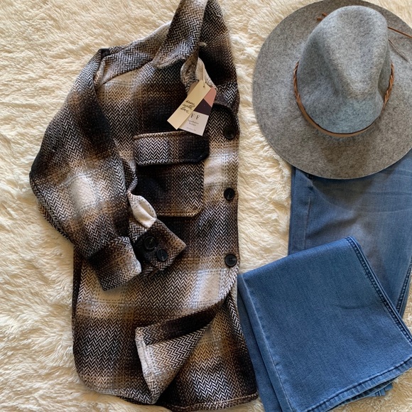 New Plaid Oversized Flannel Shirt Jacket Shacket - Picture 4 of 11